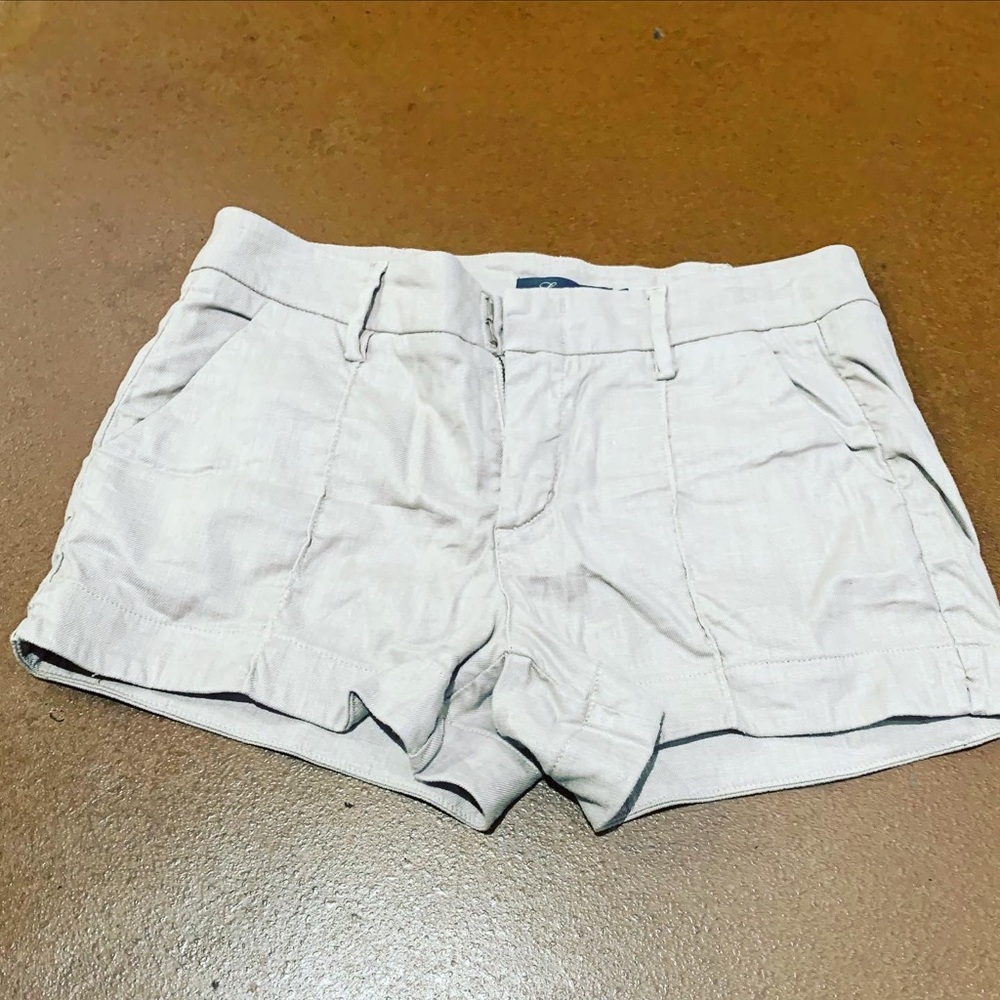 Khaki colored shorts